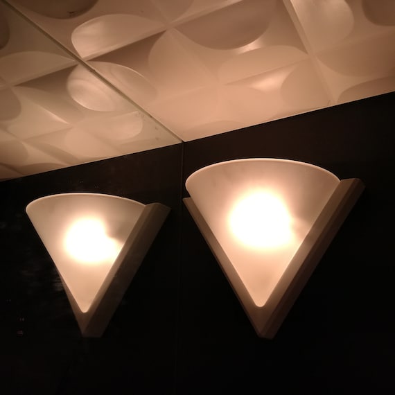 Triangle corner shop ceiling light