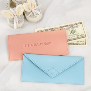 Porte-monnaie en cuir pour baby shower, révélation de genre ou baptême | Porte-monnaie personnalisé | Cadeau de naissance pour les nouveaux parents
