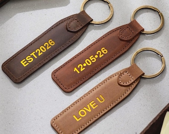 Llavero de cuero para parejas, llavero personalizado con iniciales y fecha grabadas, regalo de aniversario, regalo de San Valentín para él o ella.