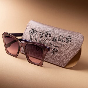 Personalized Leather Sunglasses Case, Sunglasses Holder, Gift For Her, Classic Accessory