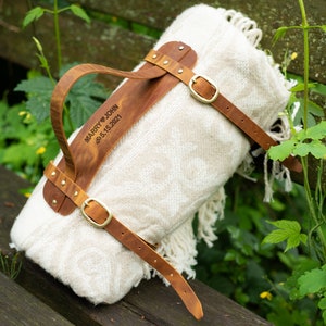 Leather blanket carrier hotsell