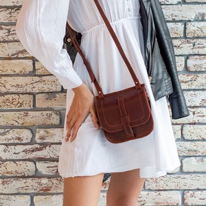 Mothers Day gift 10 colors of leather - Small crossbody bag, leather saddle bag, Shoulder bag