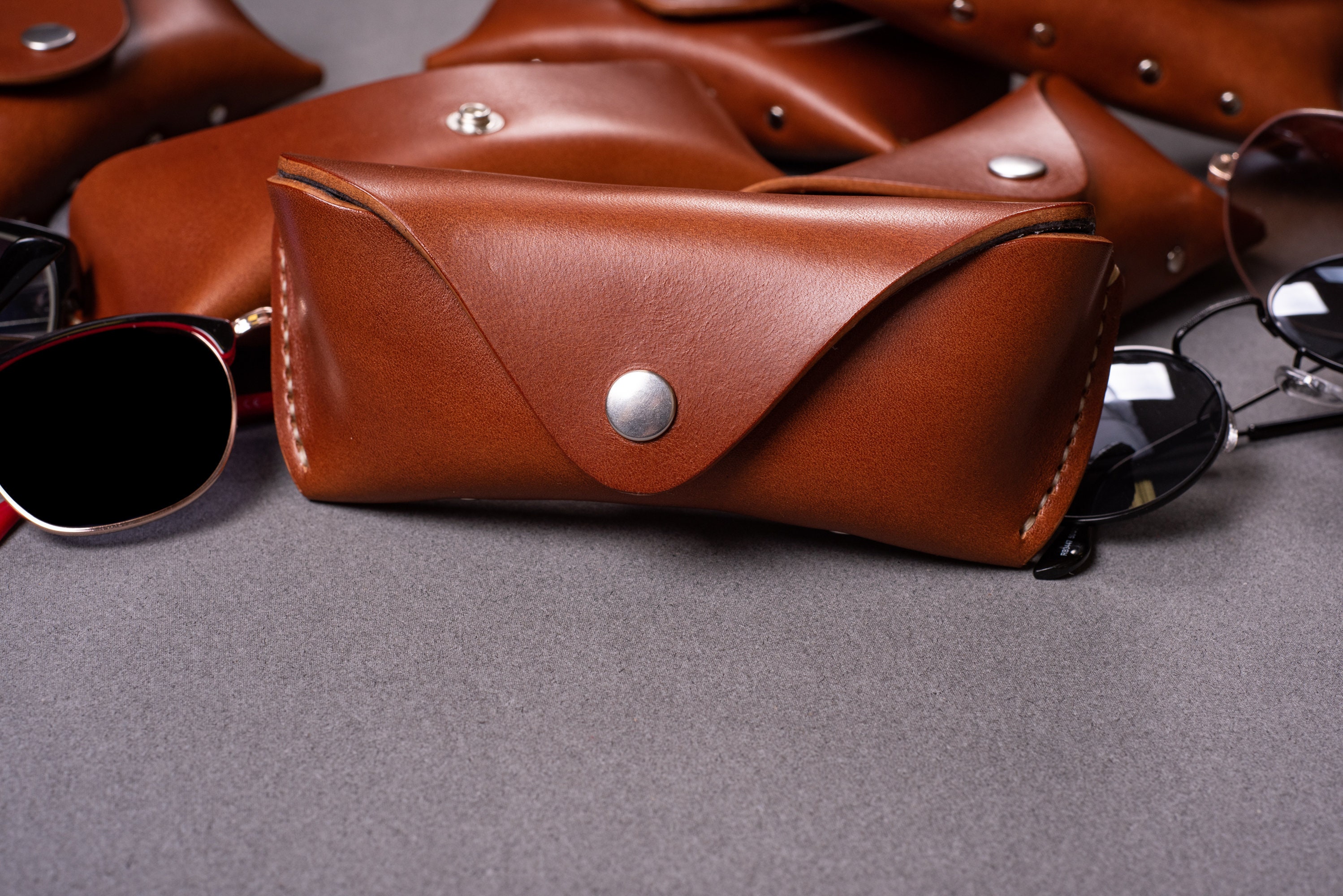 Vintage Leather Glasses Case - Temu