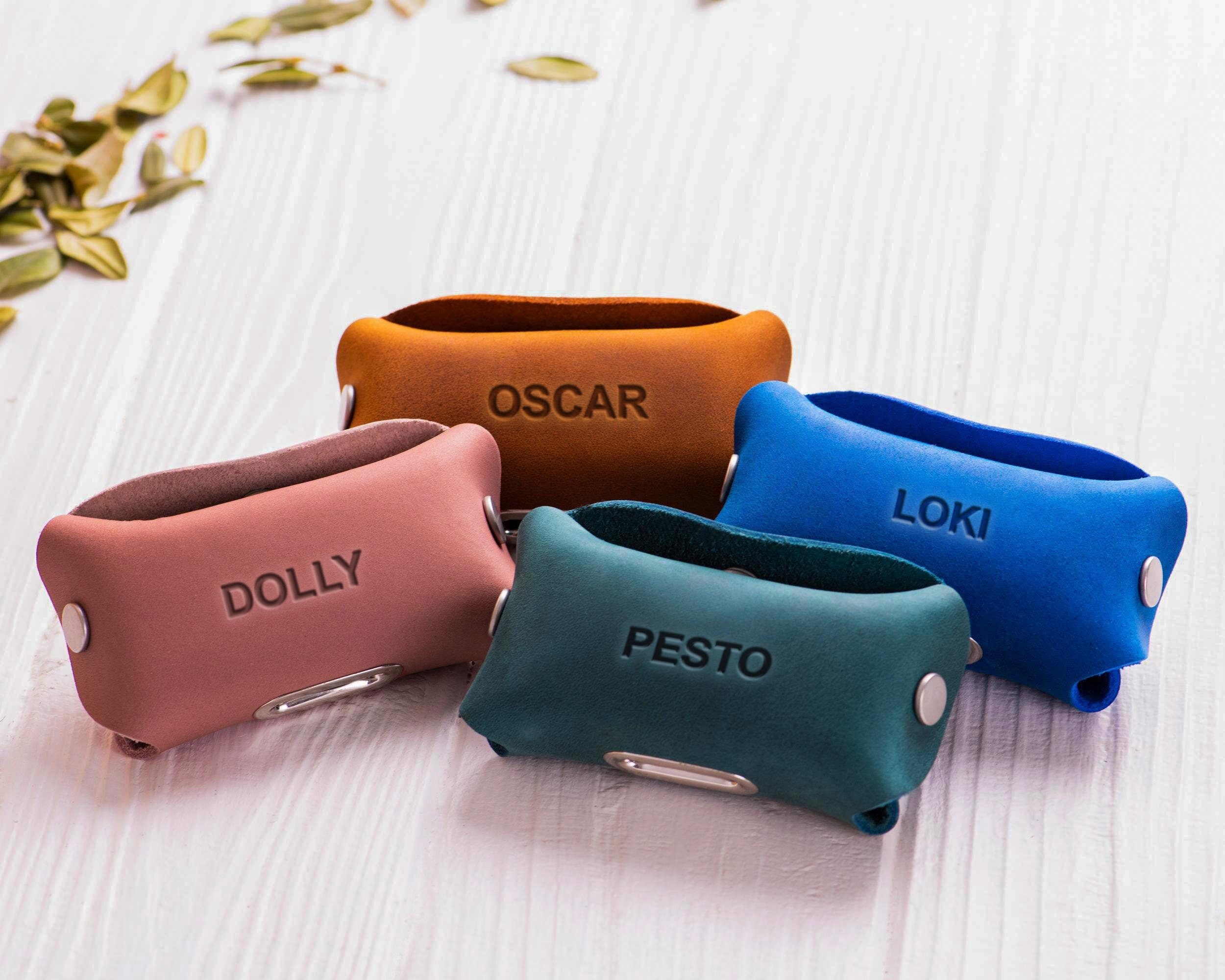 This Doggie Poop Bag Purse Turns the Worst Part of Walking Your Pup into a  Fashion Statement