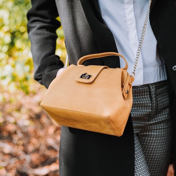 Sac à main en cuir, Sac Doctors en cuir, Sacoche en cuir vintage, Sac à main en cuir personnalisé, Cadeau d’anniversaire pour elle