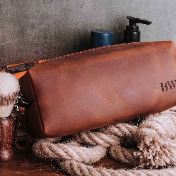 Personalized Leather Dopp Kit, Monogram Travel Bag, Groomsmen Gift