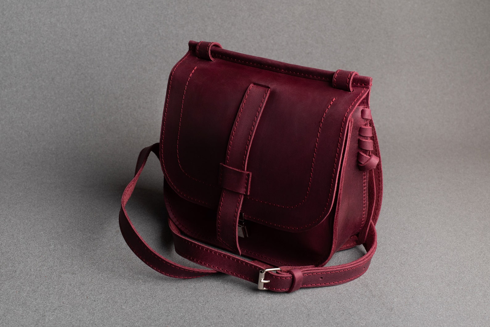 Sangria crossbody small leather messenger bag women. Satchel | Etsy