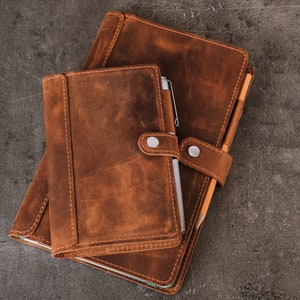 Journal en cuir, housse de poche en cuir Moleskine avec boucle de stylo, couverture de journal rechargeable, couverture en cuir Moleskine personnalisée.