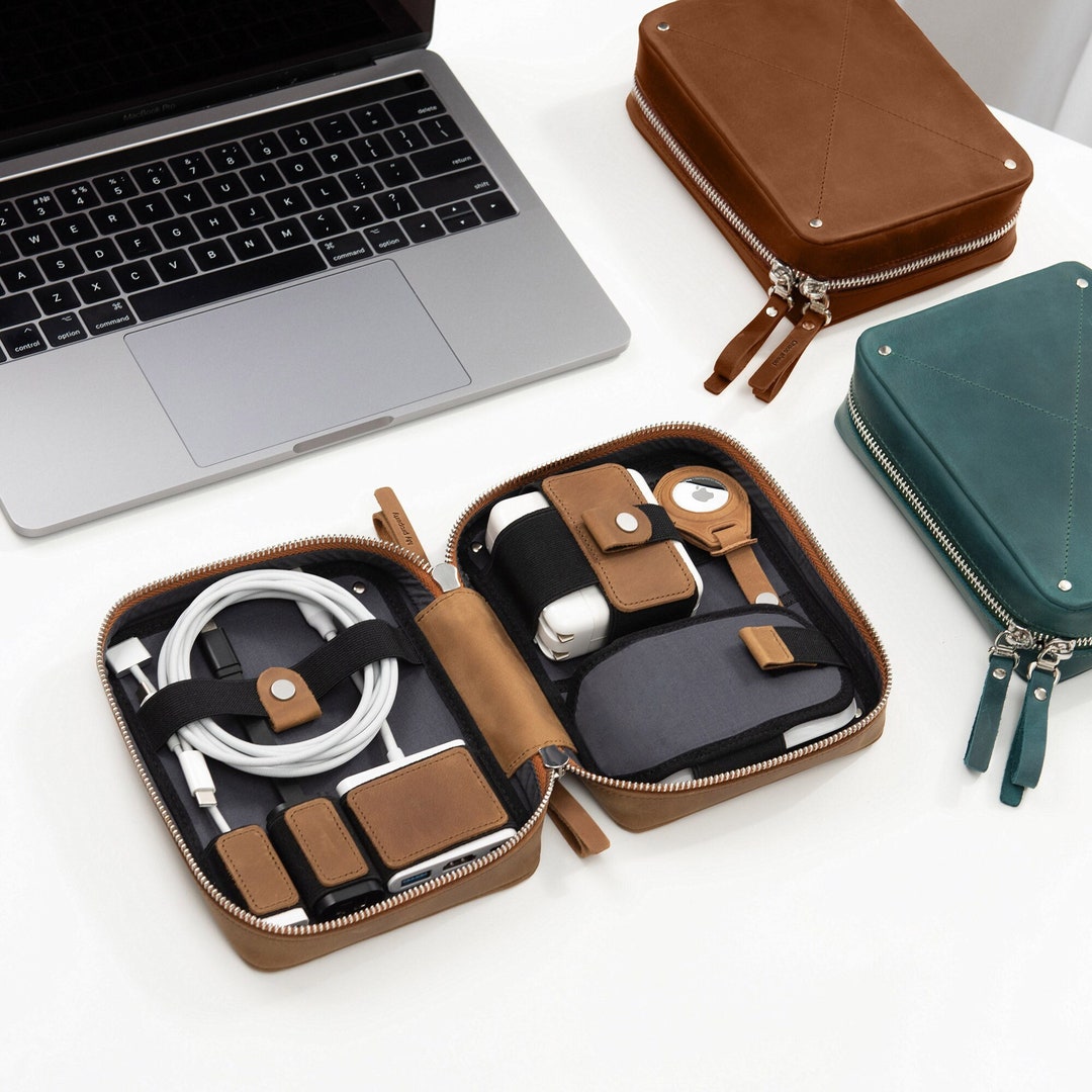 Leather travel organizer hotsell