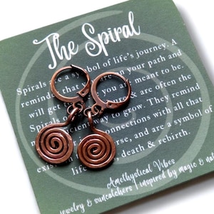 Copper Spiral Earrings, Dainty Spiral Earrings, Hammered Earrings, Simple Copper Earrings, Spiral Meaning Jewelry, Spiral Symbol Jewelry