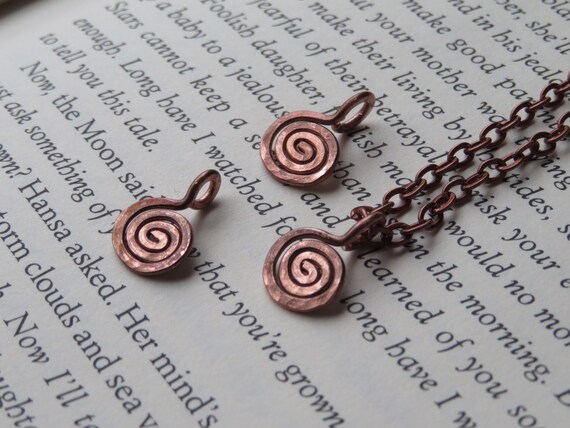 Hammered copper pendant best sale necklace