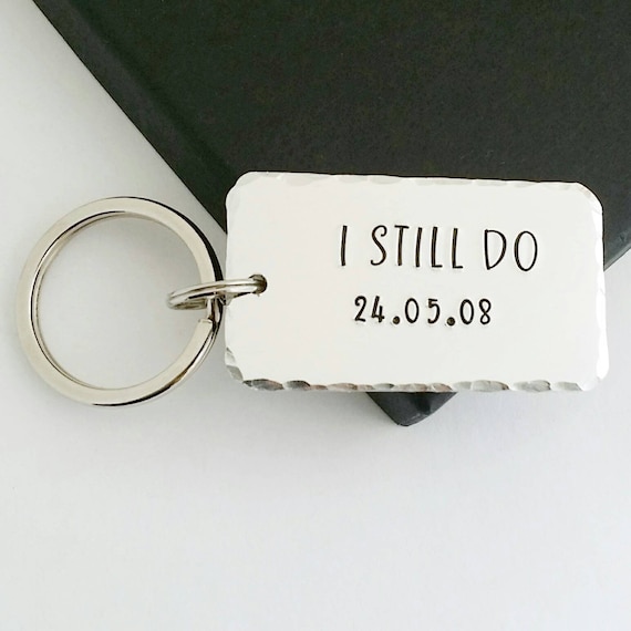 personalised anniversary gifts for boyfriend