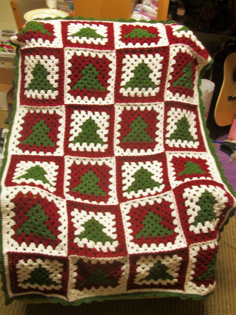 CROCHET PATTERN Christmas Tree Granny Square Afghan image 1