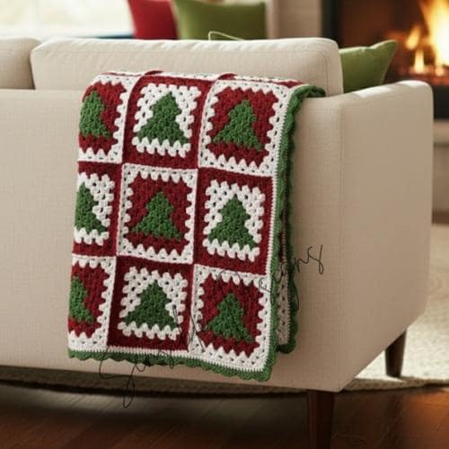CROCHET PATTERN Christmas Tree Granny Square Afghan | Holiday