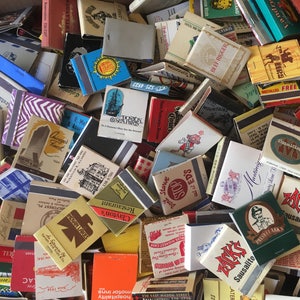 LOT OF 30 MATCHBOOKS from the 40s to 90s / vintage matches matchbook hotels casinos bar las vegas matchcovers match covers cover book books image 7