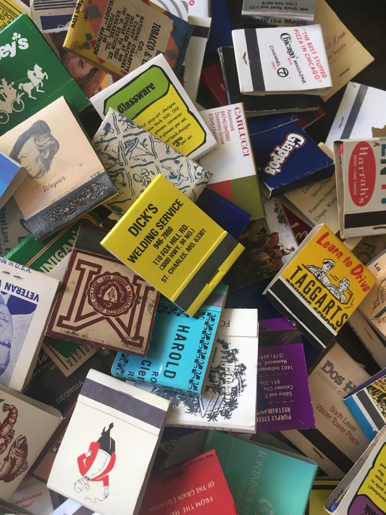 LOT OF 30 MATCHBOOKS from the 40s to 90s / vintage matches matchbook hotels casinos bar las vegas matchcovers match covers cover book books image 5