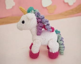 Unicorn amigurumi crochet, little horse pattern, little unicorn Oscar diy crochet instruction in Polish and English