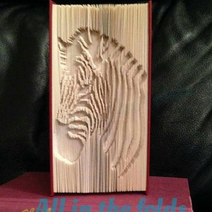Zebra head Cut and fold book folding pattern