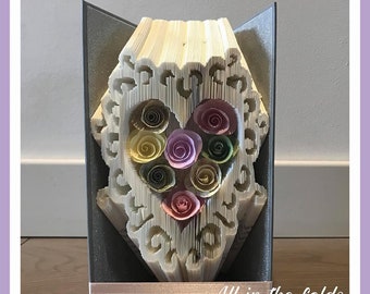 Heart frame - Combination cut and fold book folding pattern