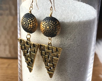 Vintage Beaded Gold Triangle Drop Earrings, Vintage Earrings, Antique Gold Earrings, Triangle Earrings, Dangle Earrings, Drop Earrings