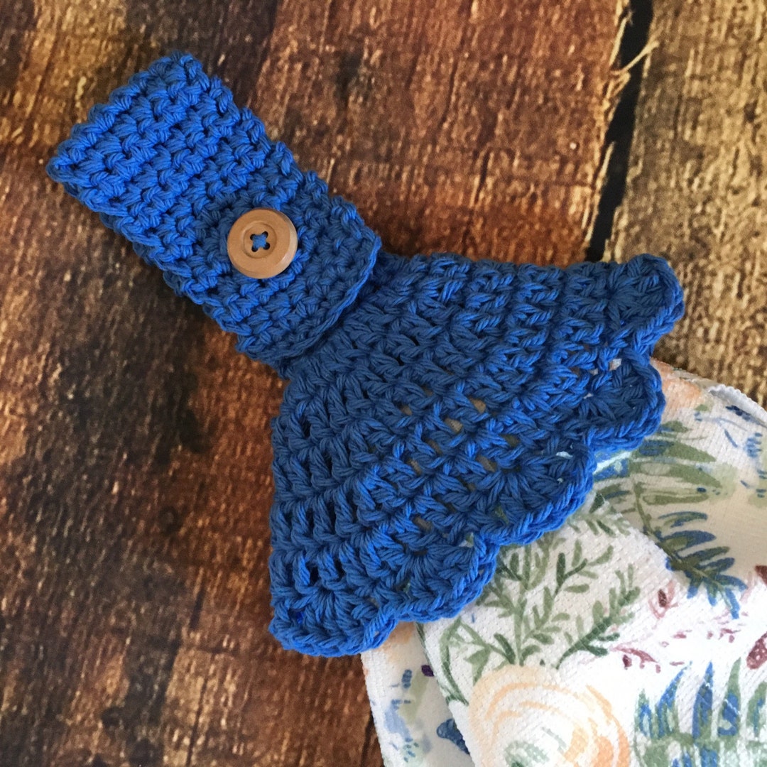 Kitchen Hanging Towel Topper With Wood Button. Crochet Cotton Dish