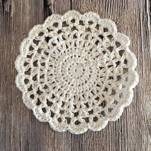 Large Crochet Doily Coaster in Cotton. Farmhouse Decor - Etsy