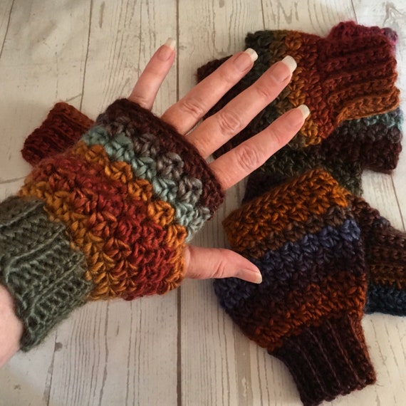 beautiful fingerless gloves