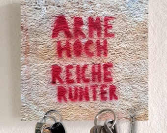 Schlüsselbrett Holz 5 Magnete Schlüsselhalter m. Bild, Arme hoch - Reiche runter