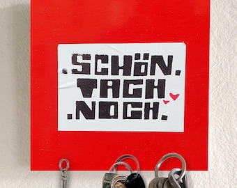 Teclado de madera con 5 imanes, llavero con imagen, precioso. Ah. Still., Oranienburger Str., Berlín Mitte, 2023