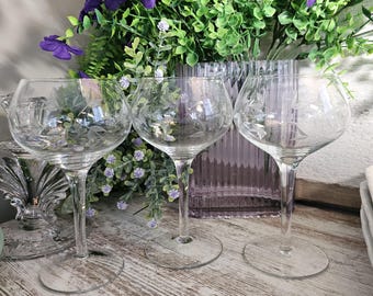 VINTAGE Etched WINE GLASS, Flower Stem and Leaves Wine Glasses, Sold Individually Retro Barware, Bridal Party Toasting, c. 1950s