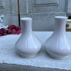 VINTAGE White Salt and Pepper Shakers, White Porcelain Shakers, Made in Japan, White Ceramic Salt Pepper