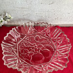 Vintage Glass Tray, Ribbed Clear Glass, Fruit Plate, Clear Glass Dish, Serving Plate, Cake Plate, Cut Glass Platter, Clear Glass Collectible