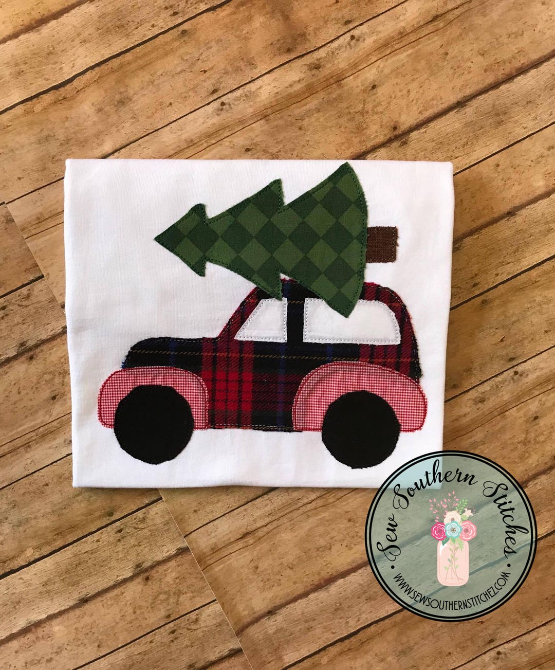 Raggedy Woody Station Wagon Car Applique ~ Christmas Tree on Top ...