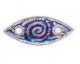 Glass Enamel Tatting Shuttle #478