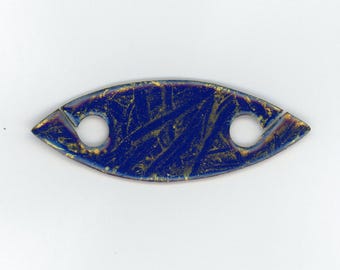 Glass Enameled Tatting Shuttle #454