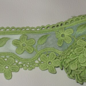 2 yards in 2 1/2&quot; width in kiwi green color in poly cotton & tulle novelty trim with floral pattern for your fashion/weddi