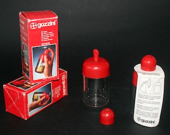 Vintage Fratelli Guzzini Spa Öl - Essig-Shaker, entworfen von STG Studio - rot - Made in Italy