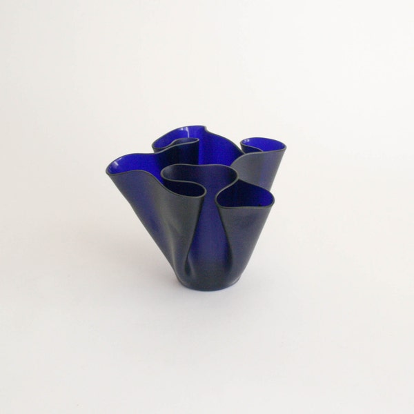 PROMOTION - Fontana Arte "Cartoccio" Frosted Vase by Pietro Chiesa - blue - approx 5,5'' - Rare out of production