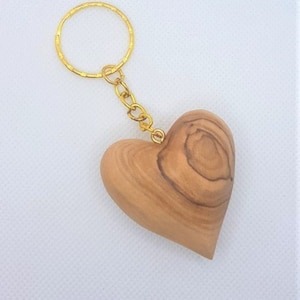 Heart made fom Olive wood in Holy Land nice figures size 2inch Bethlehem