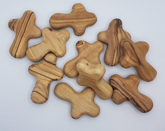 10 croix de confort faites main en bois d'olivier véritable à Bethléem avec un trou pour l'accrocher comme cadeau de bénédiction