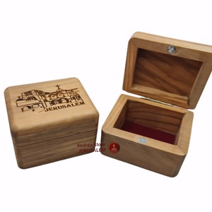 Rosenkranz aus Olivenholz Box Handgemacht im Heiligen Land Größe: 5 * 7 * 5 cm Wir haben 3 Modelle Jerusalem Panorama-das letzte Abendmahl- Heilige Grab gravierte Ikone