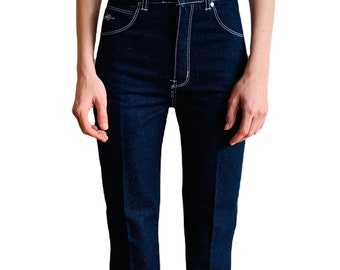 Vintage 1980’s straight leg denim jeans. Size 6 AU.