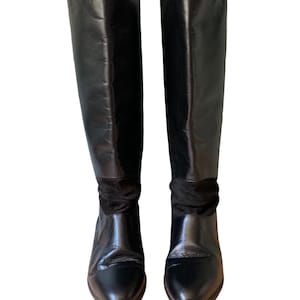 Awesome vintage 1980’s black leather and suede slouch riding boots. Size  7 AU