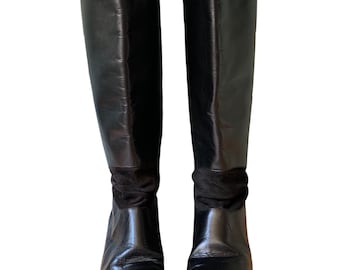 Awesome vintage 1980’s black leather and suede slouch riding boots. Size  7 AU