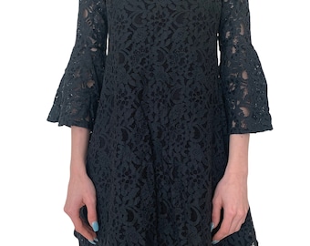 monteau los angeles lace dress Womans White Lace Monteau los Angeles Dress- Size Medium