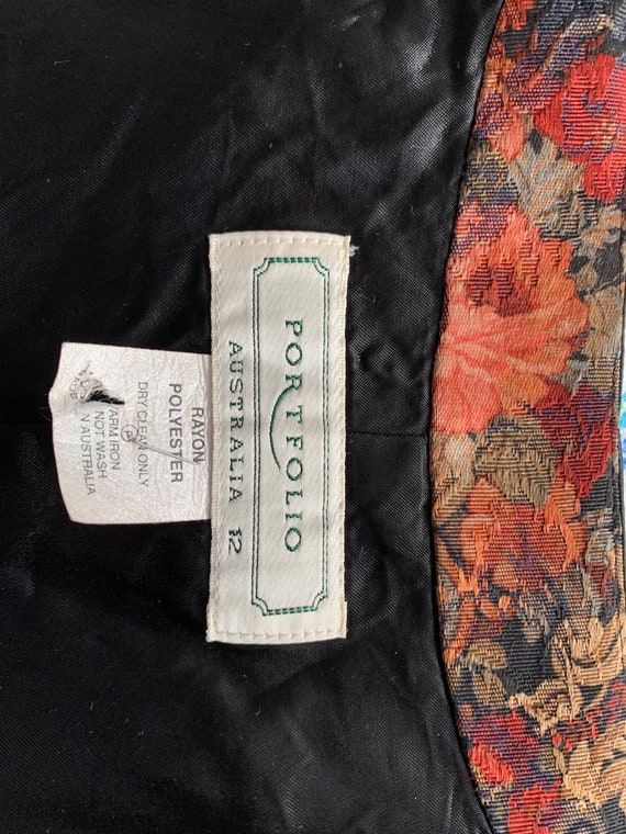 Vintage 1980’s carpet bag floral design button do… - image 5