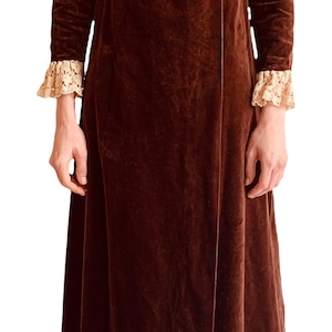 Stunning vintage 1960/70’s chocolate brown velvet wrap front dress. Size 6-7 AU.