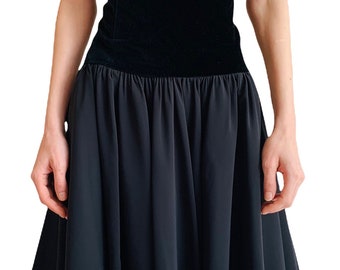 Vintage 1980’s Laura Ashley black velvet and chiffon party/prom dress. Size 10 AU.