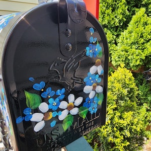 Hand Painted Mailbox daisies and blue flowers with emerald leaves. FREE Personalization, Housewarming gift, Artistic Unique yard art garden image 3