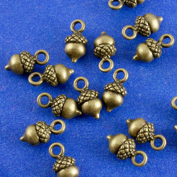 10 pcs -Antique Brass Acorn Charms, Antique Bronze 3D Acorn, Tiny Acorn, 14mm (1/2") x 7mm (1/4")- AB-B0082218